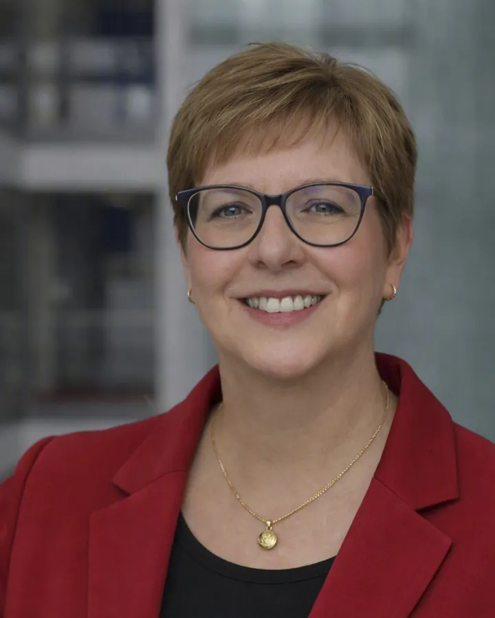 Leanne Aitken, executive coach and research consultant